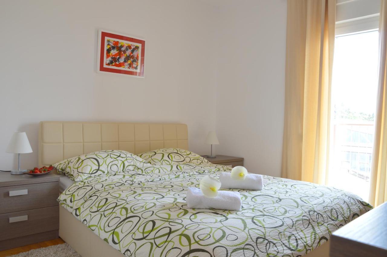 Apartment Silvija Sea View Umago Esterno foto