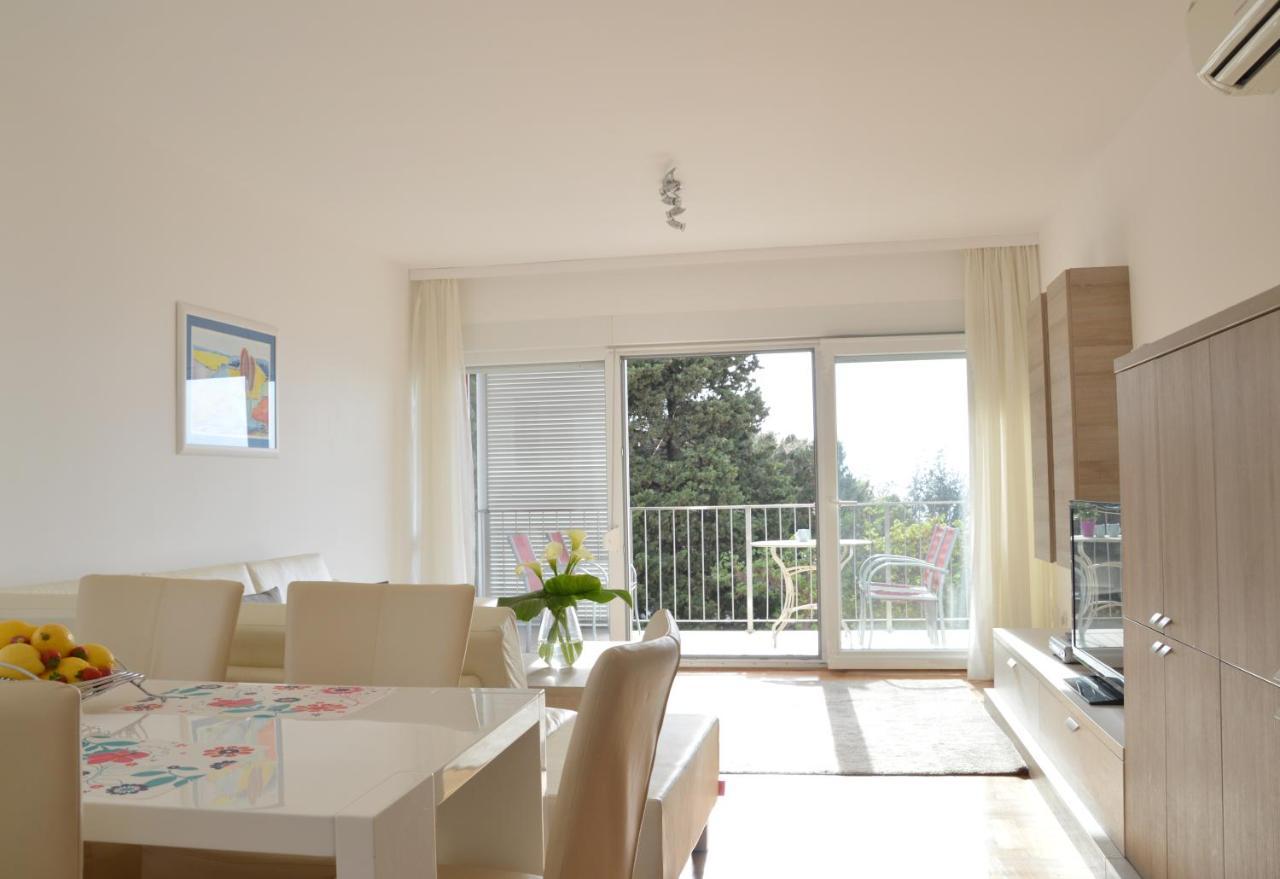 Apartment Silvija Sea View Umago Esterno foto